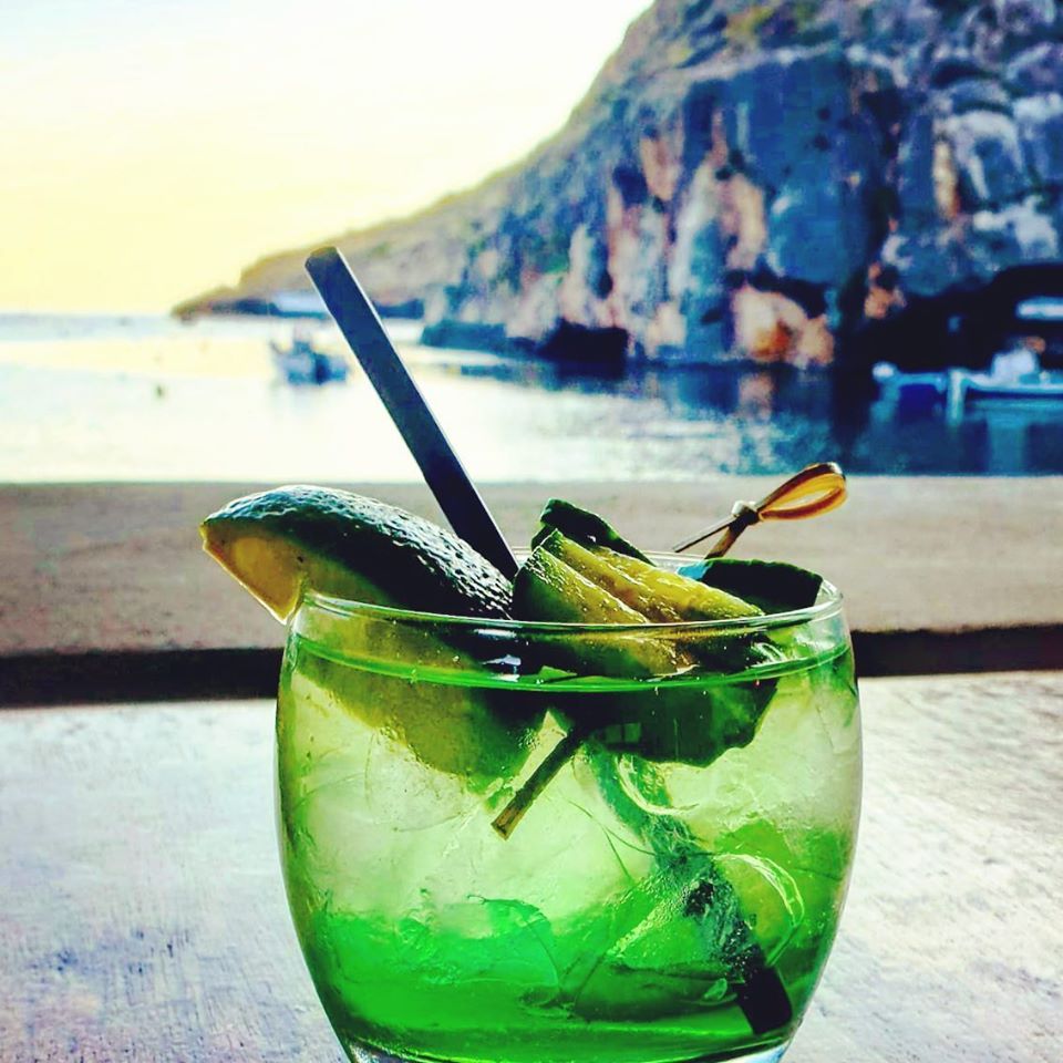 Cocktails at MobyDick Bar & Restaurant in Xlendi